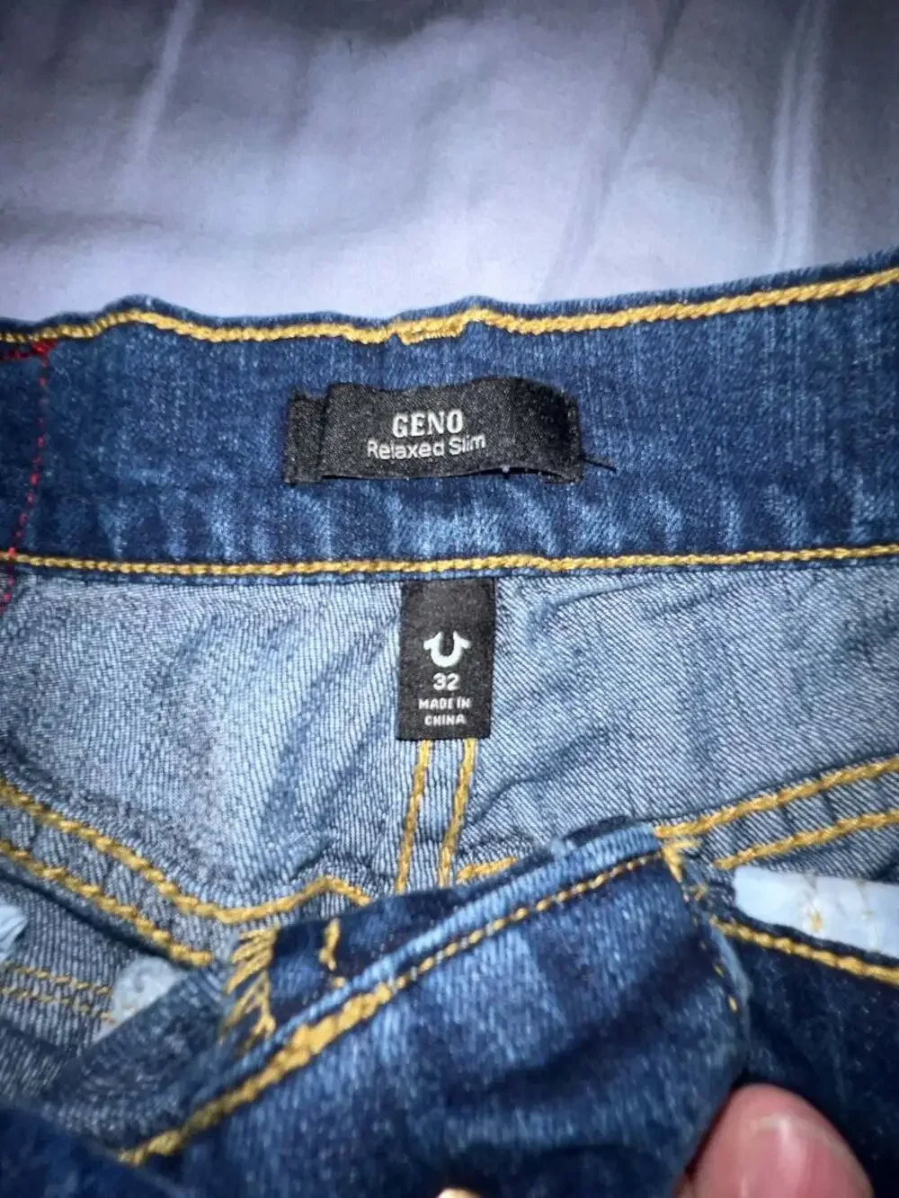 True Religion Geno Relaxed Slim Jeans Size 32